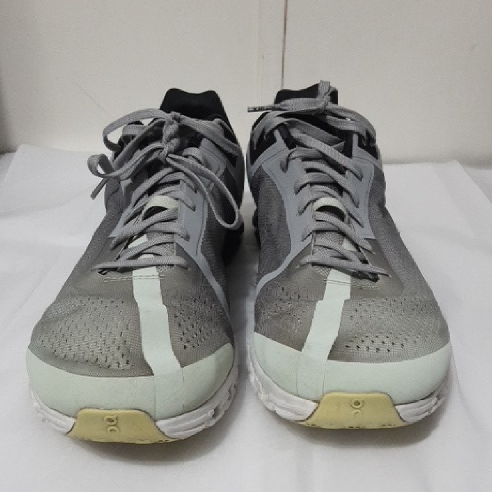 ON CLOUD CLOUDFLOW MEN'S 10.5  3.0Gray‎ and Black Athletic Running Sneakers